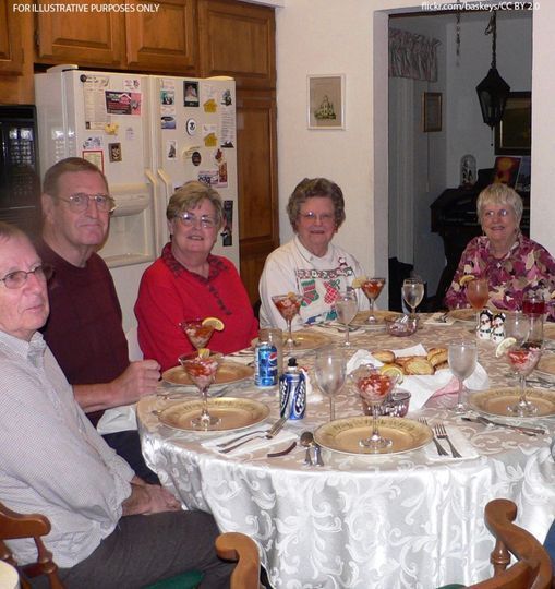 Man Enters His Fiancée’s Grandmother’s Home and Discovers a Picture That Changes Everything